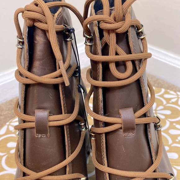 NIB Sorel Joan of Arctic Wedge III waterproof Lace boot Hazelnut/Blackened Brown - Picture 9 of 14